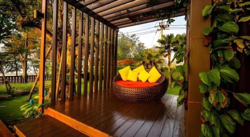 Chatnipa Beach Resort By Morseng Ban Hat Lek Exterior photo